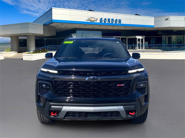 Used 2025 Chevrolet Traverse Z71 w/ Driver Confidence Package