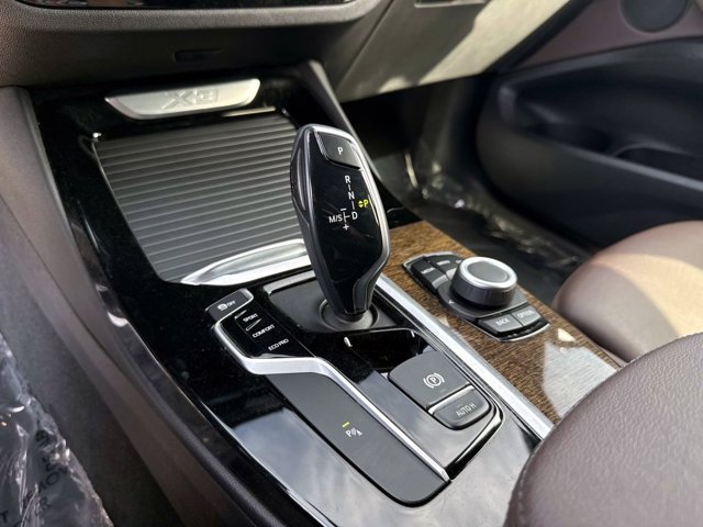 Used 2019 BMW X3 sDrive30i w/ Driving Assistance Package RWD image 29