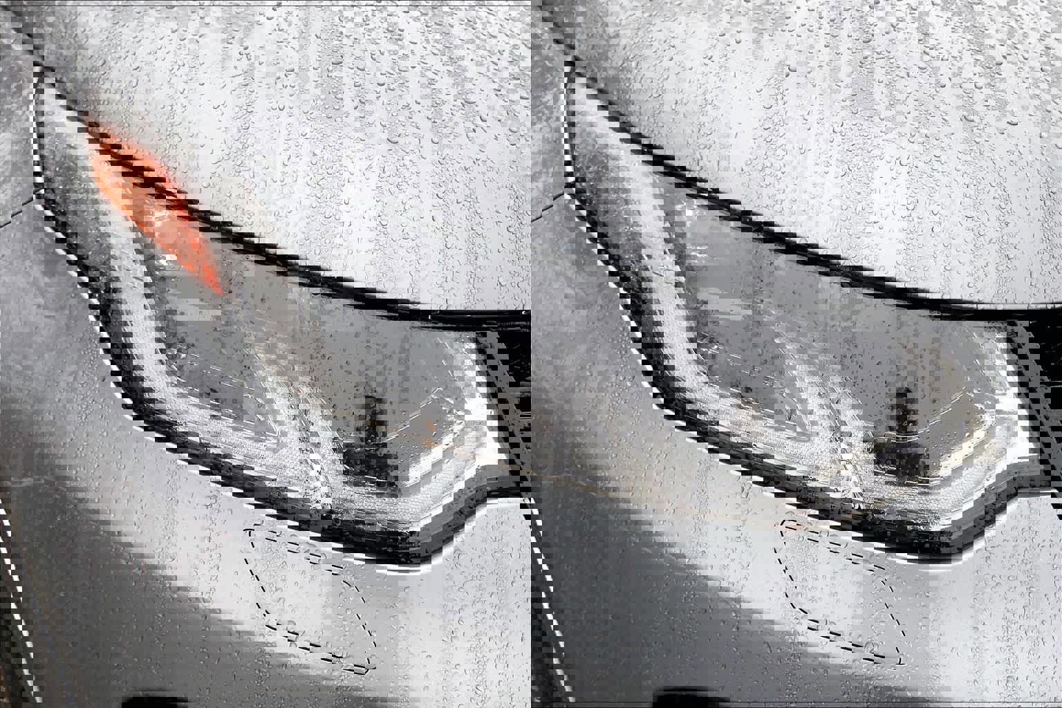 Used 2025 Land Rover Discovery Sport S image 26