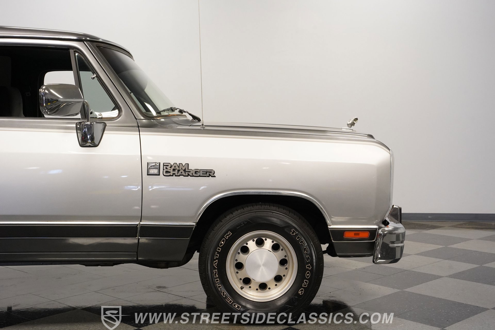Used 1990 Dodge Ramcharger 2WD image 30