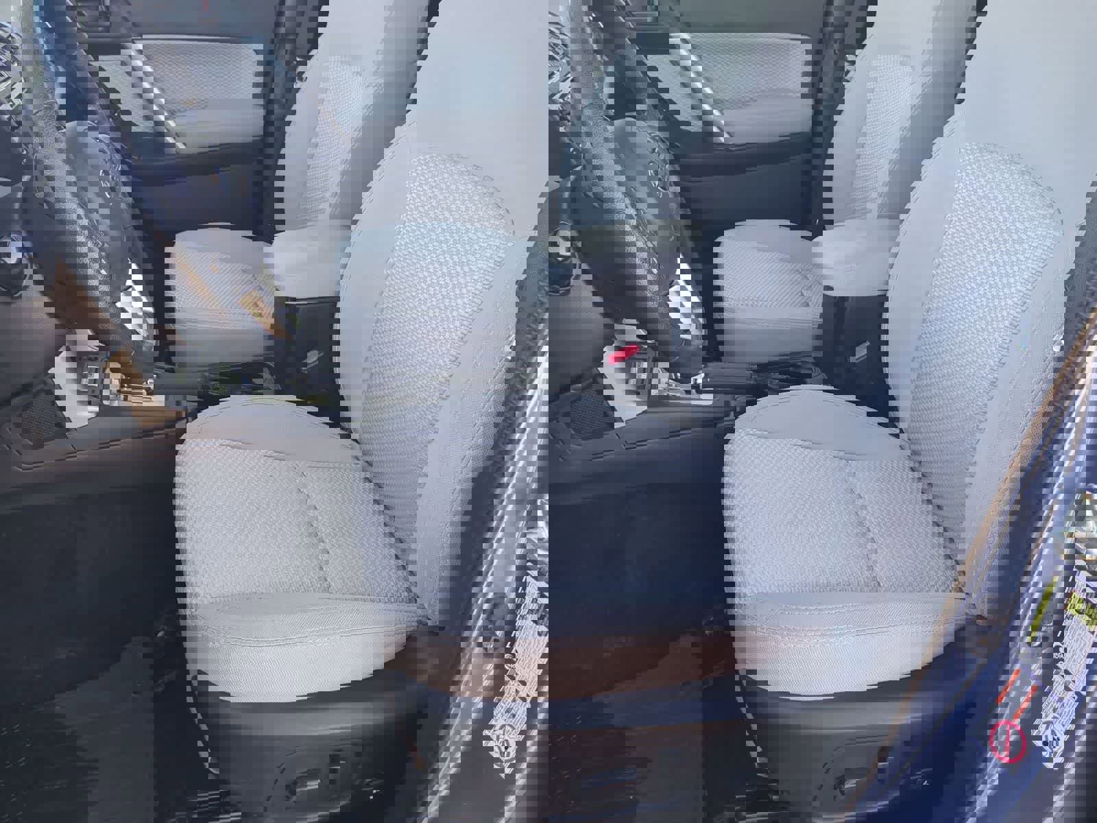 Used 2018 Subaru Forester 2.5i Premium w/ All-Weather Package image 15