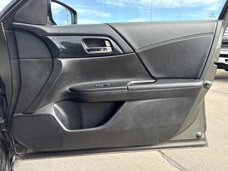 Used 2013 Honda Accord Sport image 20