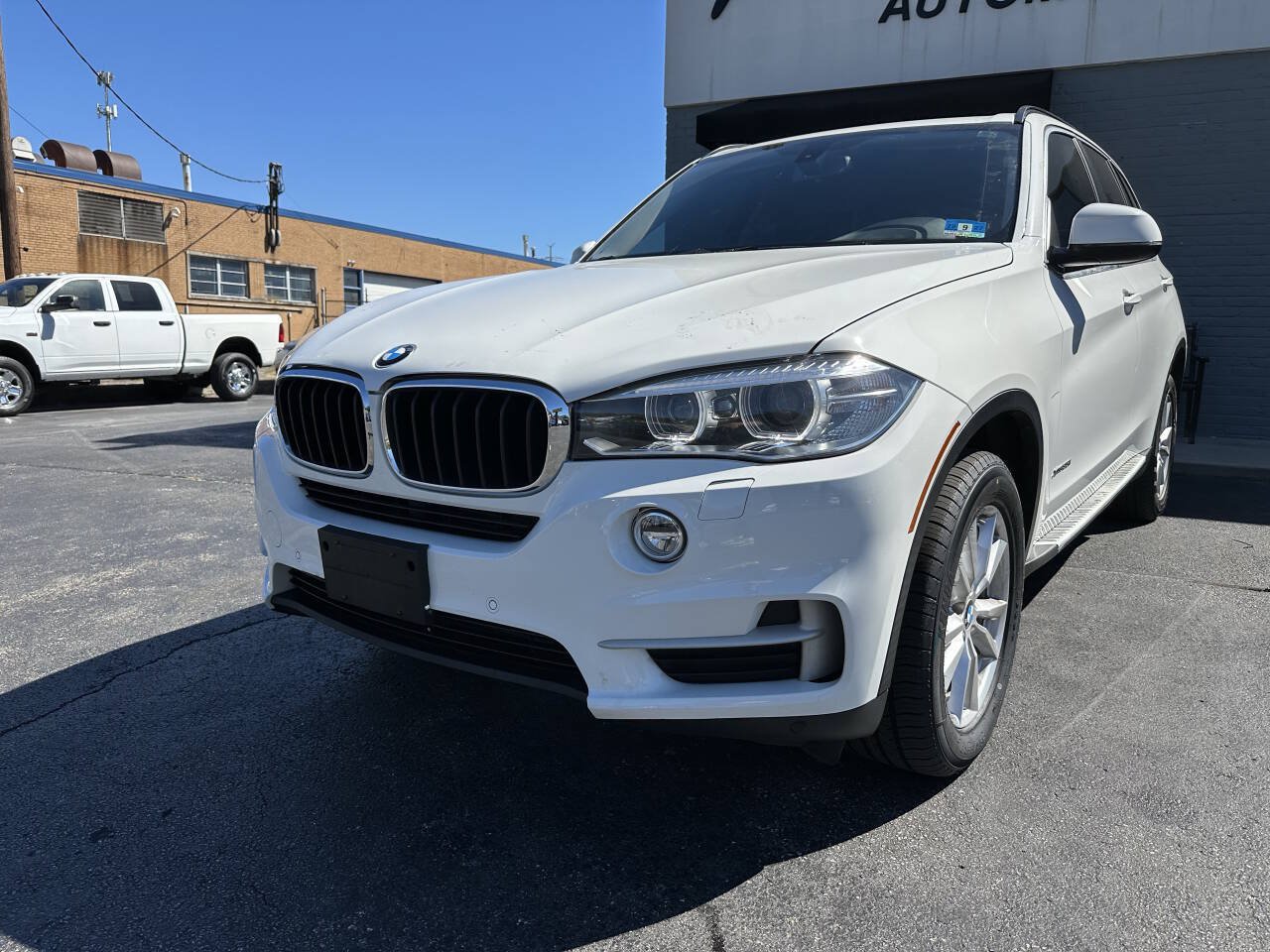 Used 2015 BMW X5 xDrive35i w/ Premium Package AWD/4WD image 8