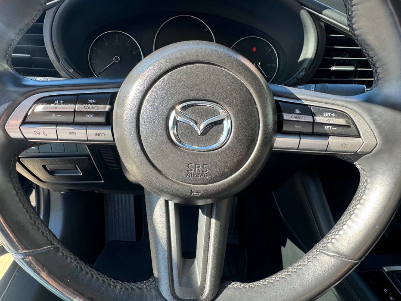 Used 2021 MAZDA MAZDA3 s FWD image 14