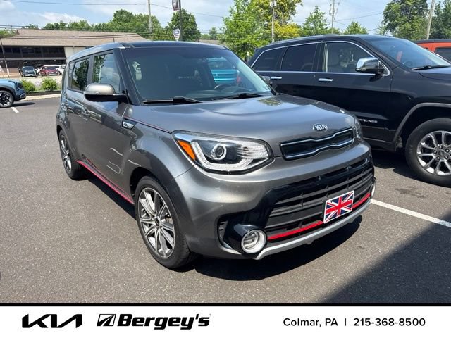 Used 2018 Kia Soul ! w/ Tech Package FWD image 3