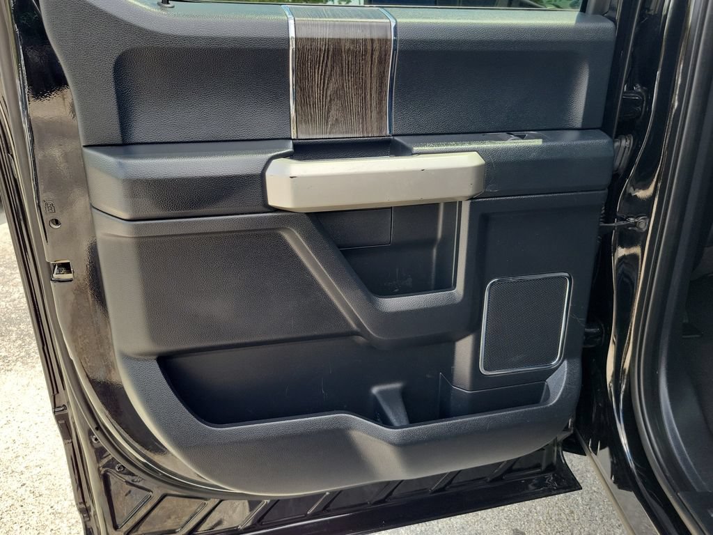 Used 2020 Ford F250 Lariat w/ Lariat Value Package AWD/4WD image 21