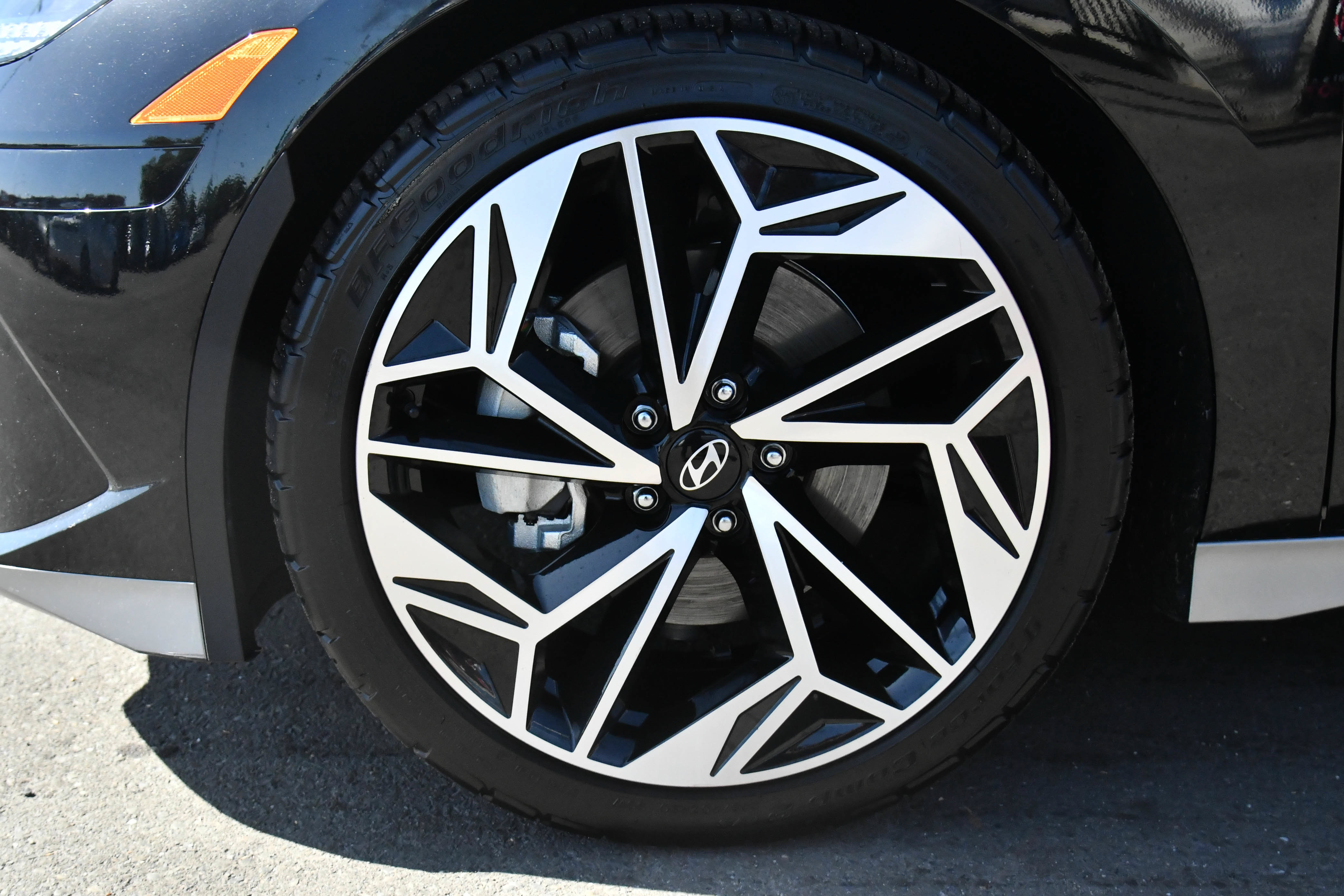 Used 2024 Hyundai Ioniq 6 SEL RWD image 12