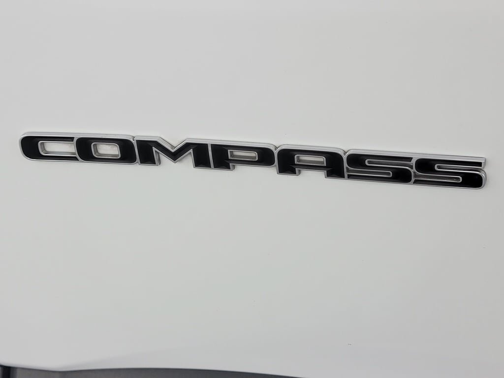 Used 2023 Jeep Compass Sport AWD/4WD image 10