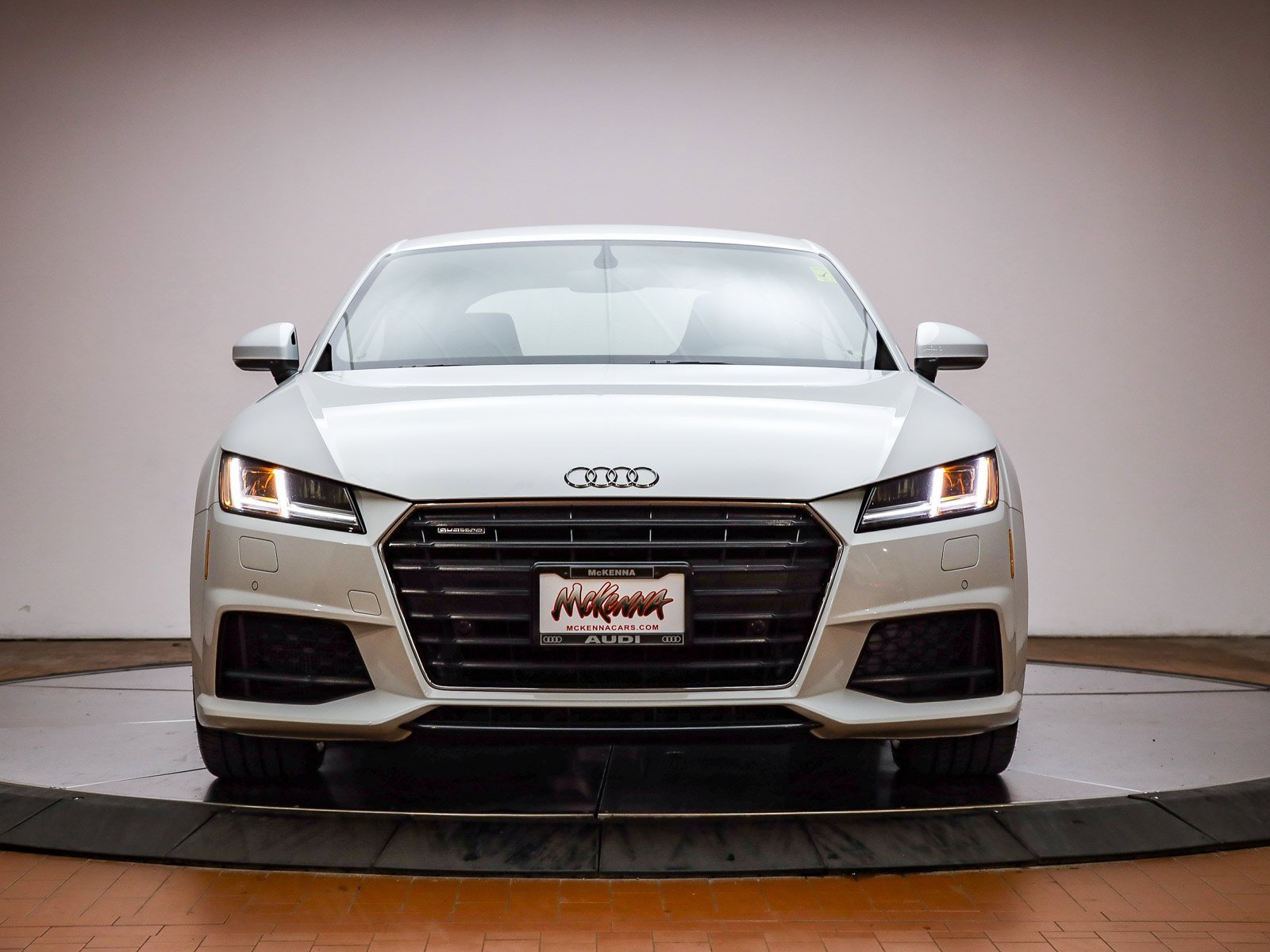 Used 2020 Audi TT 2.0T w/ Technology Package image 2