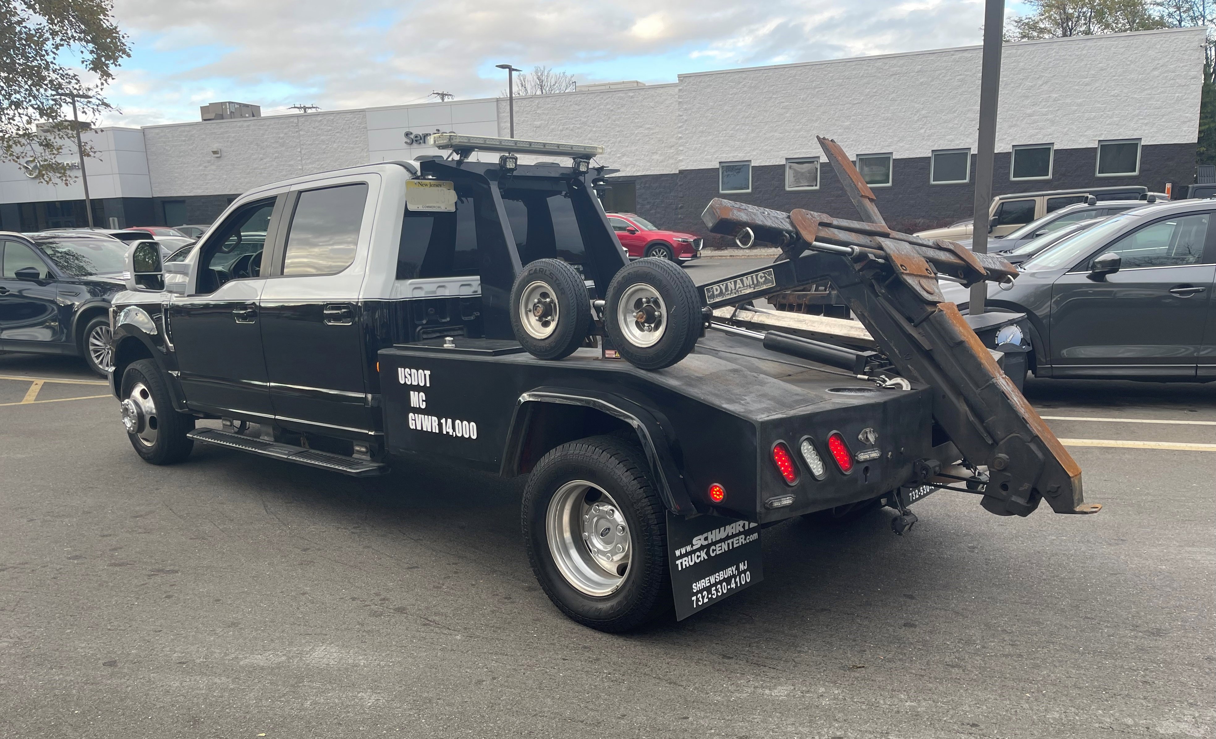 Used 2020 Ford F350 XL w/ Power Equipment Group image 4