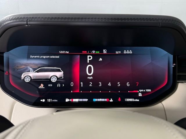 Used 2023 Land Rover Range Rover SV image 24