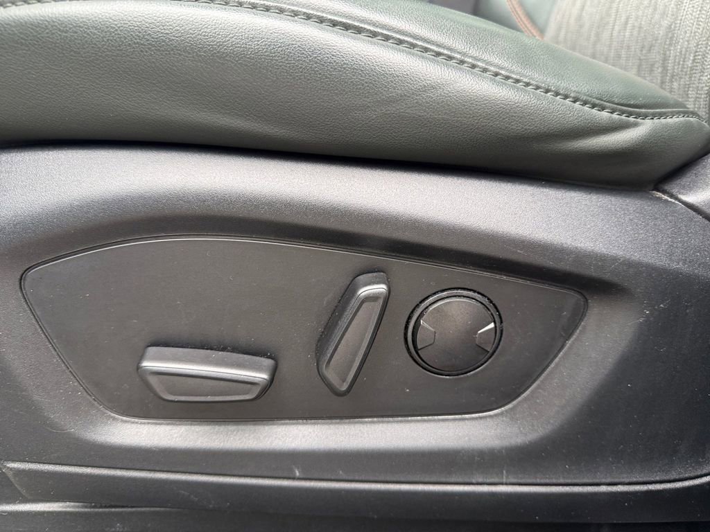 Used 2023 Ford Explorer Timberline image 13