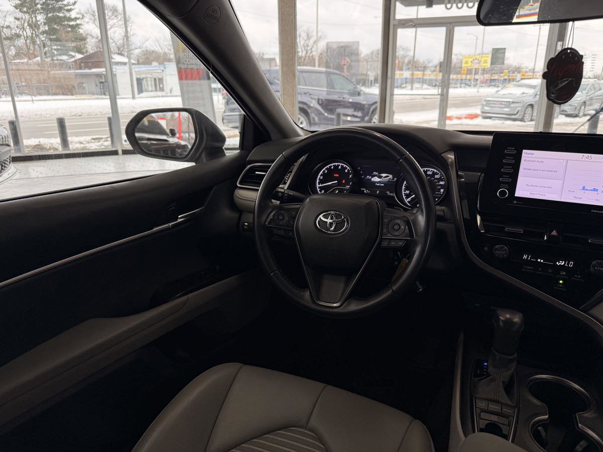 Used 2023 Toyota Camry SE AWD/4WD image 43