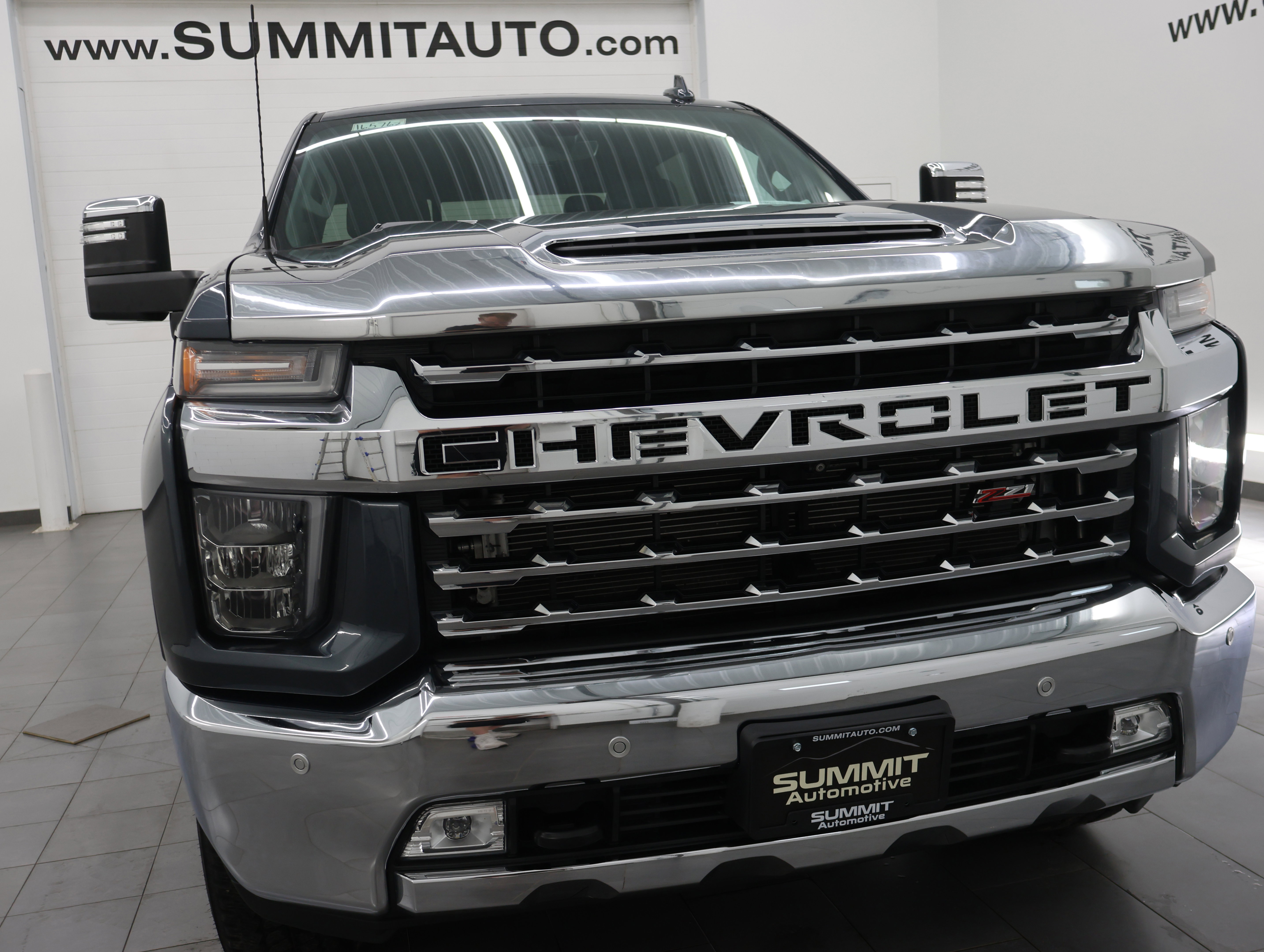 Used 2020 Chevrolet Silverado 2500 LTZ w/ LTZ Premium Package AWD/4WD image 28