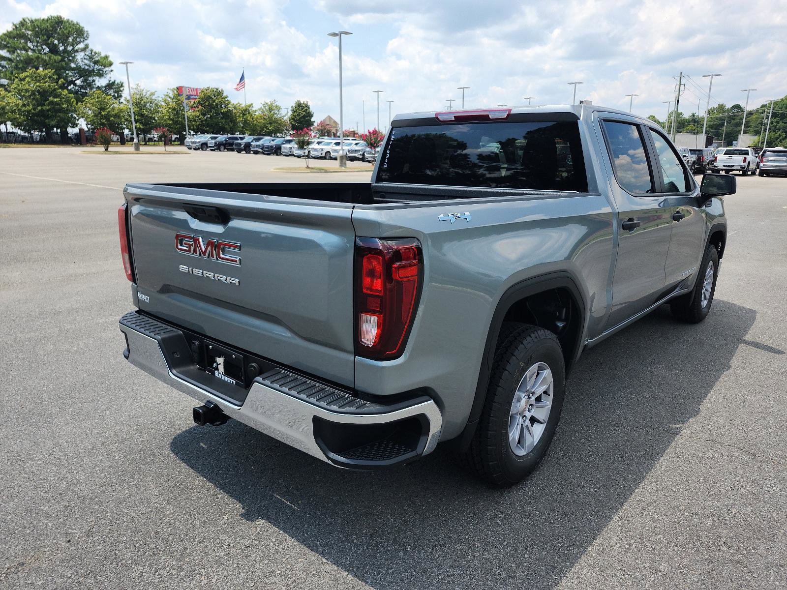 New 2026 GMC Sierra 1500 Pro w/ Pro Value Package image 3