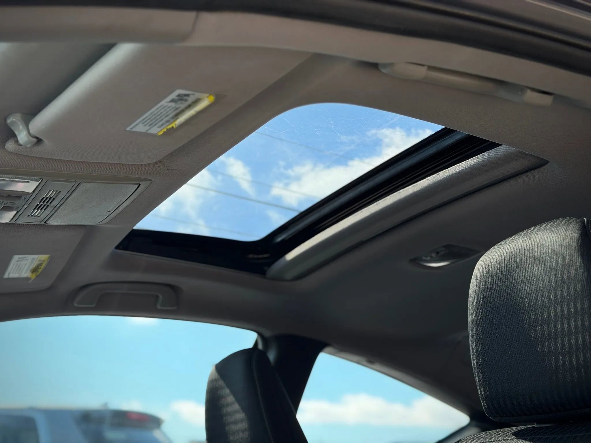 Used 2015 Honda Accord EX image 9