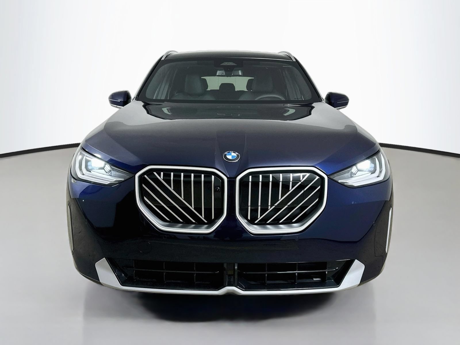 New 2026 BMW X3 xDrive30i w/ Premium Package AWD/4WD image 2