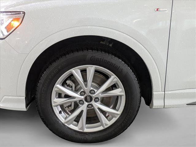 Used 2025 Audi Q3 2.0T Premium Plus w/ Premium Plus Package image 9