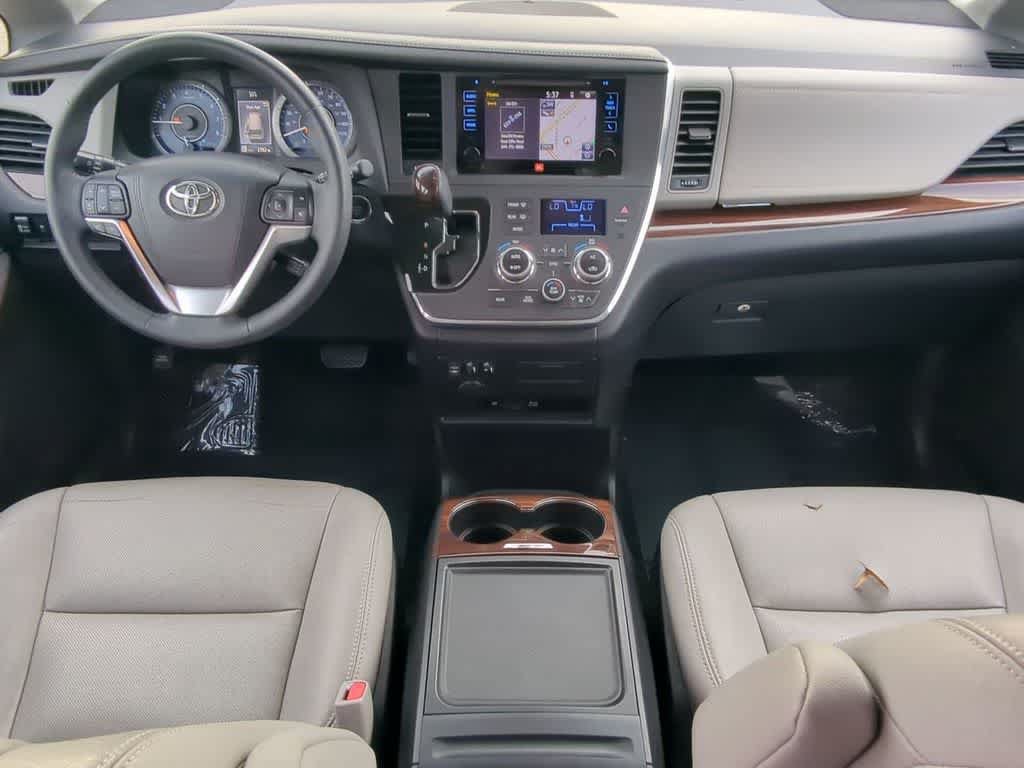 Used 2015 Toyota Sienna Limited Premium AWD/4WD image 14