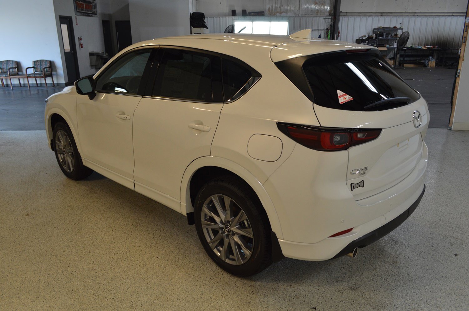 New 2025 MAZDA CX-5 AWD 2.5 S w/ Premium Plus Pkg image 5