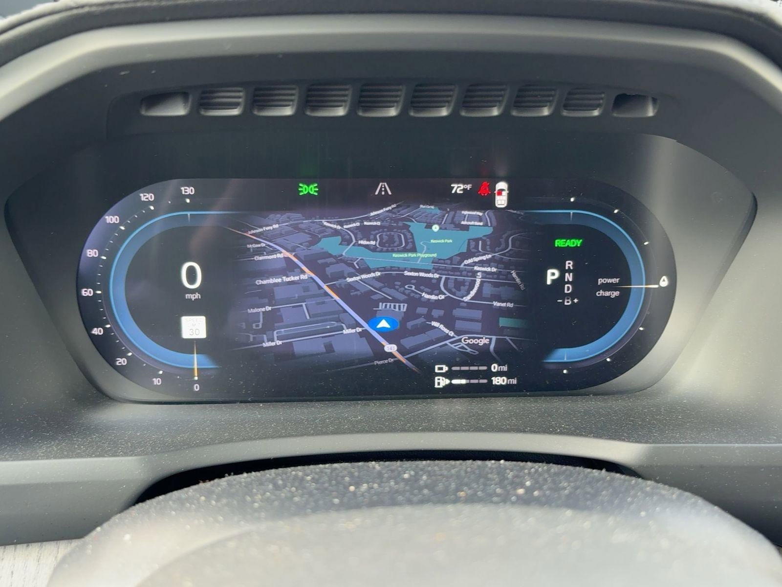 Certified 2024 Volvo XC90 T8 Ultimate w/ Protection Package Premier image 18