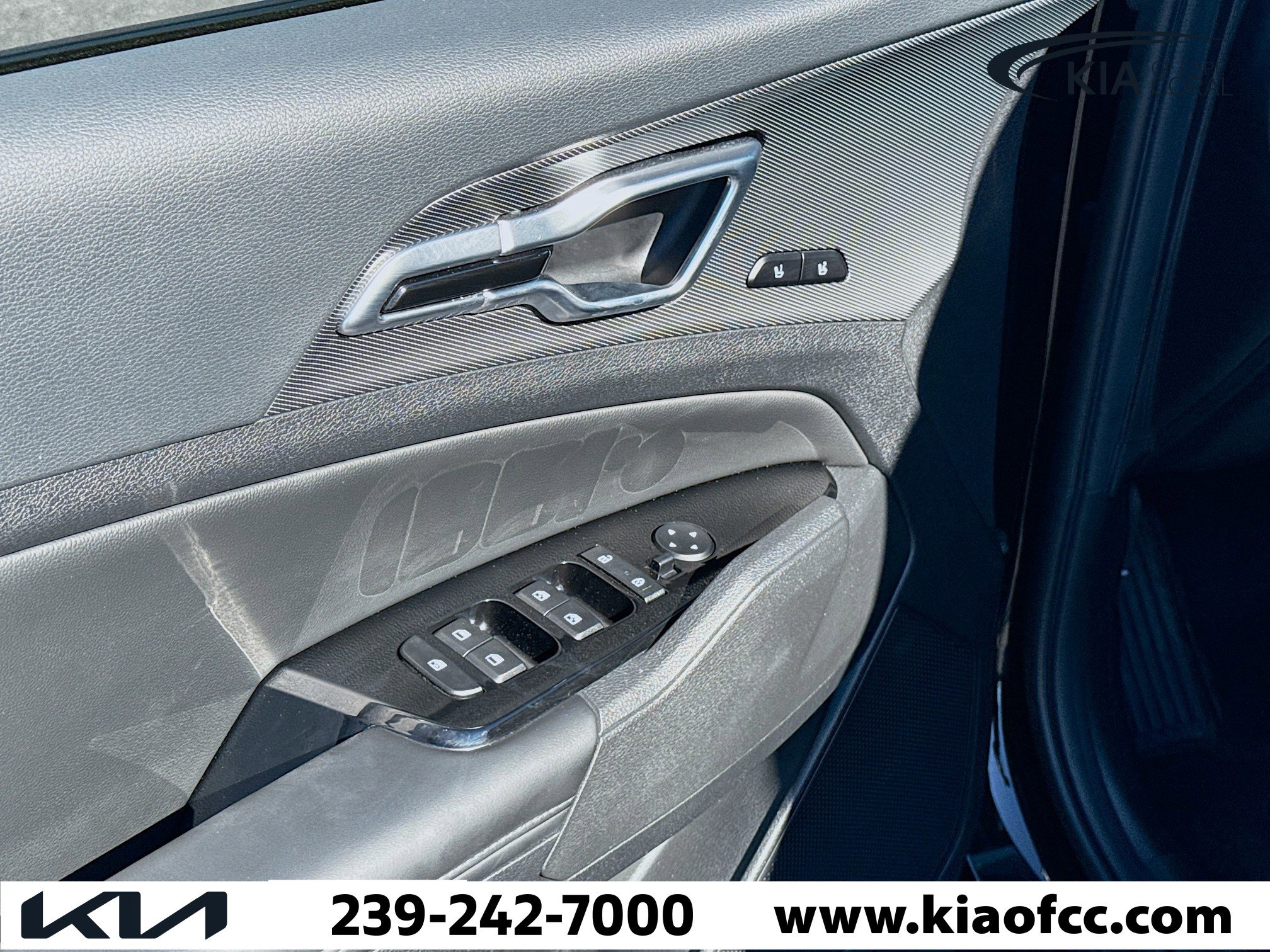 Certified 2025 Kia Sportage SX image 22