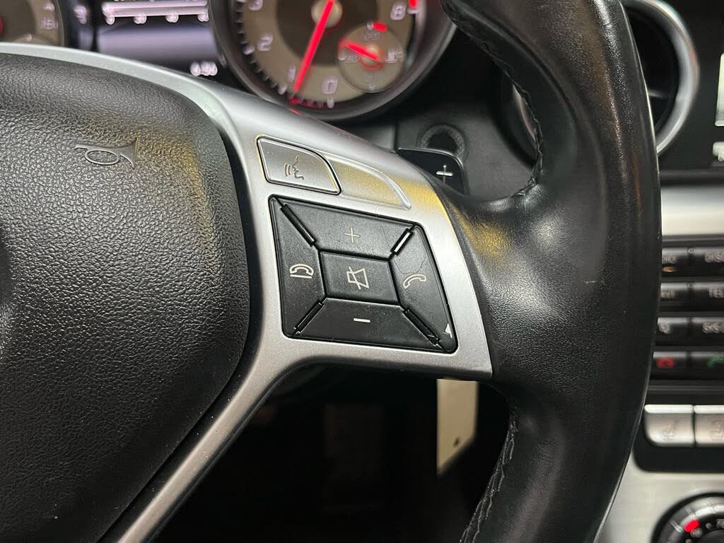 Used 2015 Mercedes-Benz SLK 250 w/ Premium Package image 20