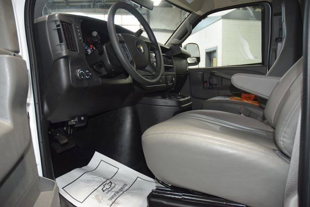 New 2025 Chevrolet Express 3500 w/ Power Convenience Package RWD image 17