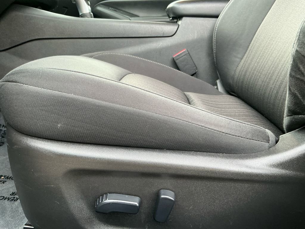 Used 2024 Nissan Altima 2.5 SV image 22