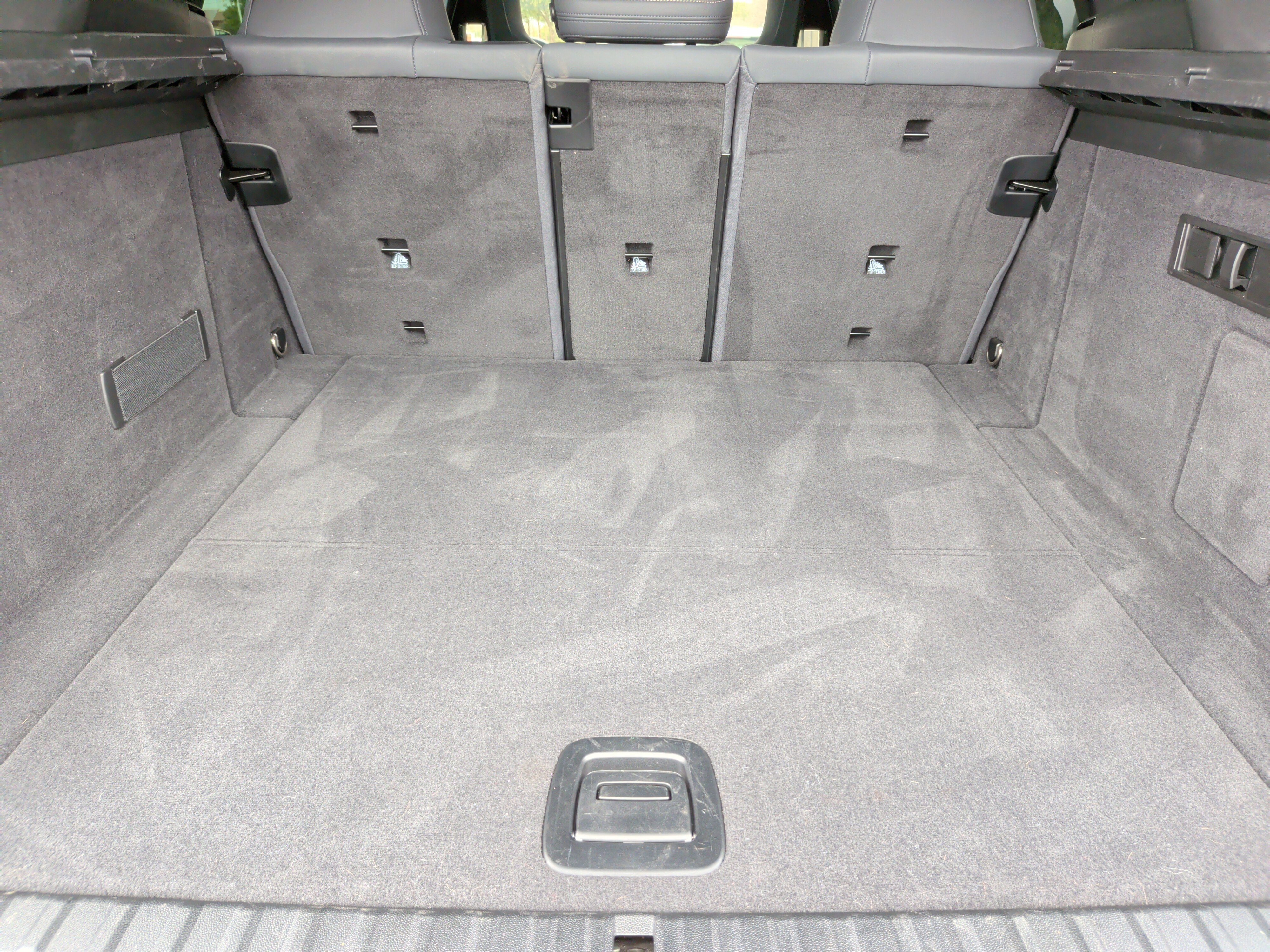 Certified 2023 BMW iX M60 w/ Executive Package image 38