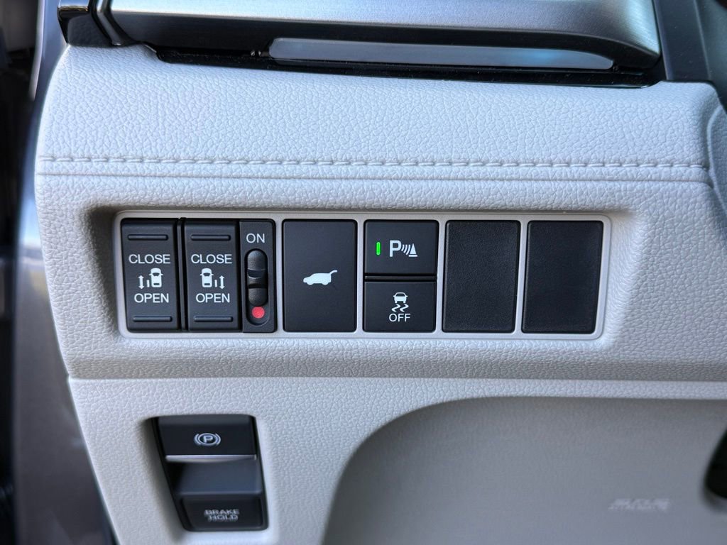 Certified 2026 Honda Odyssey Touring image 59
