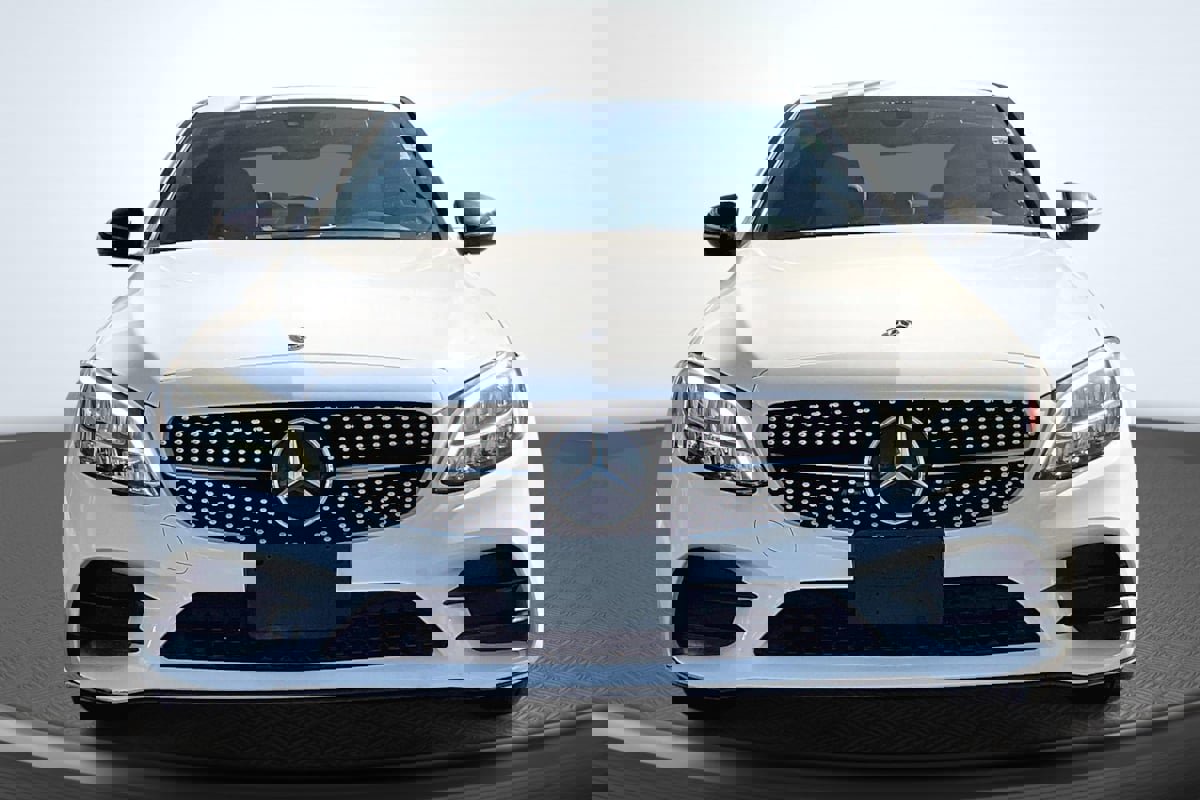 Used 2020 Mercedes-Benz C 300 Sedan image 3