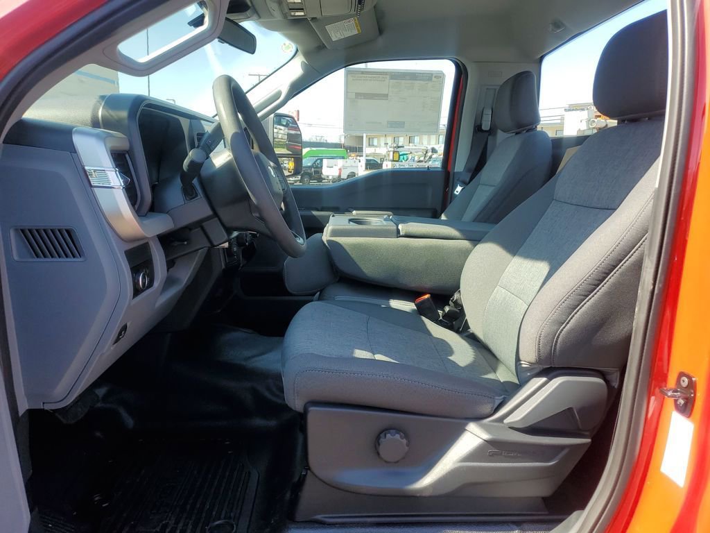 New 2026 Ford F450 4x4 Regular Cab Super Duty image 13