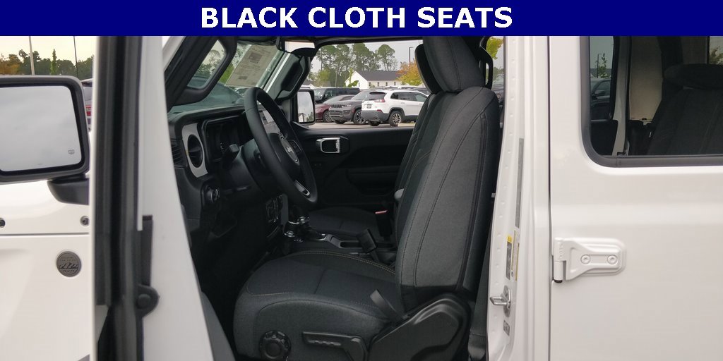 New 2025 Jeep Gladiator Sport image 4