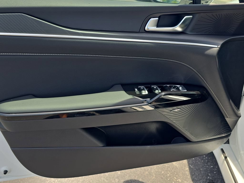 New 2026 Kia K5 GT-Line w/ GT-Line Premium Package FWD image 17