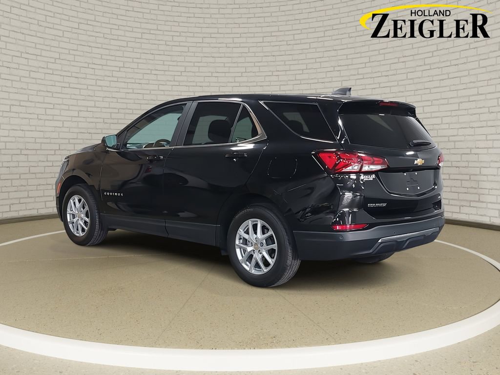 Used 2023 Chevrolet Equinox LT w/ Driver Convenience Package image 7