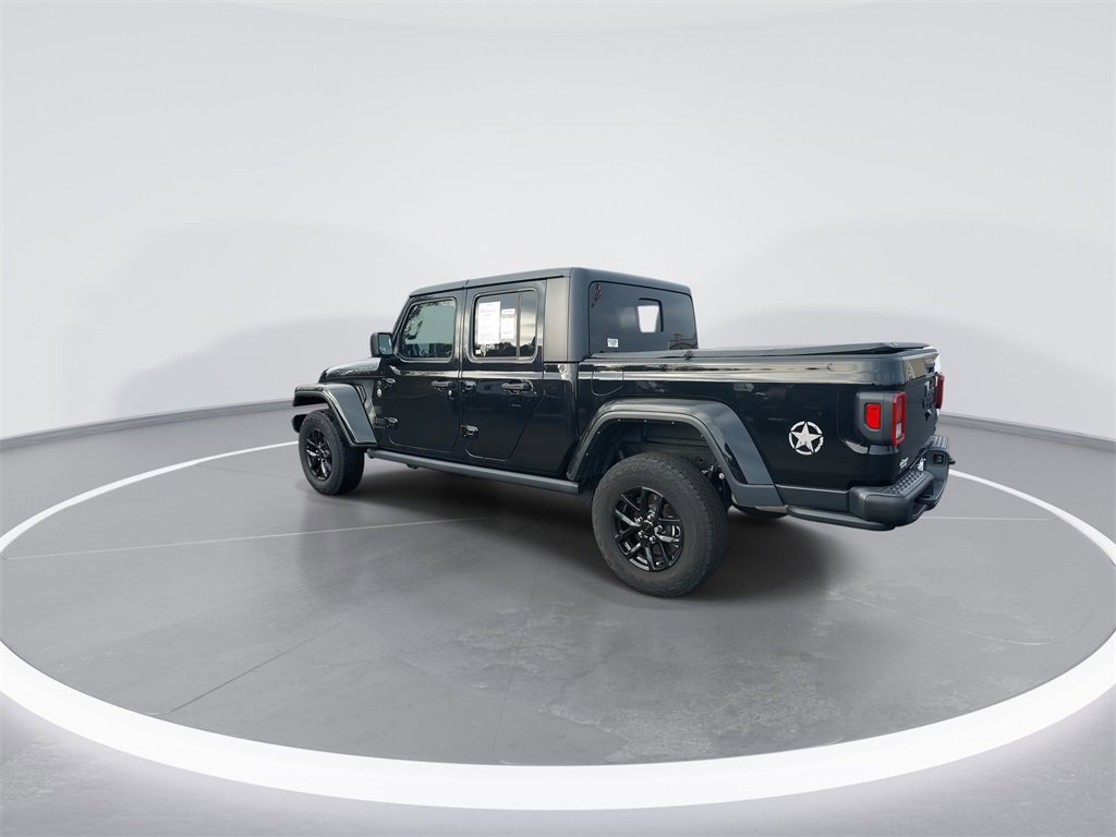 Used 2023 Jeep Gladiator Sport image 6