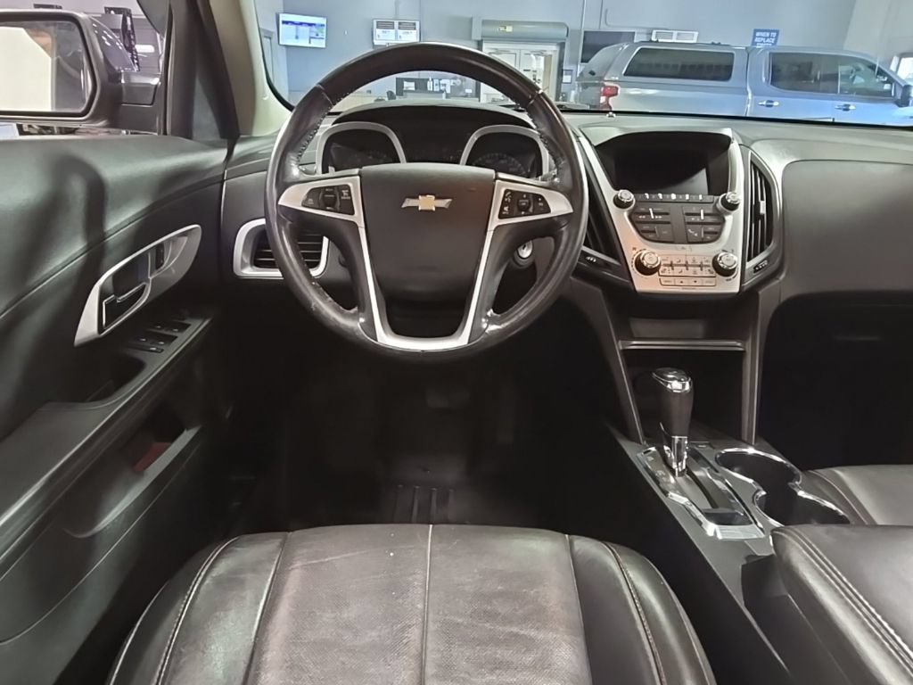 Used 2017 Chevrolet Equinox LT AWD/4WD image 28