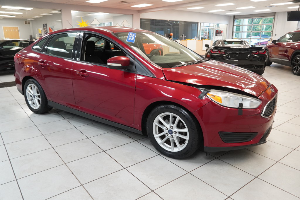 Used 2015 Ford Focus SE FWD image 13