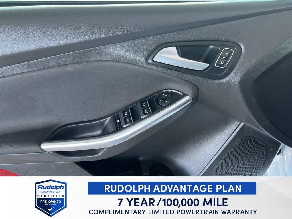 Used 2018 Ford Focus ST image 18