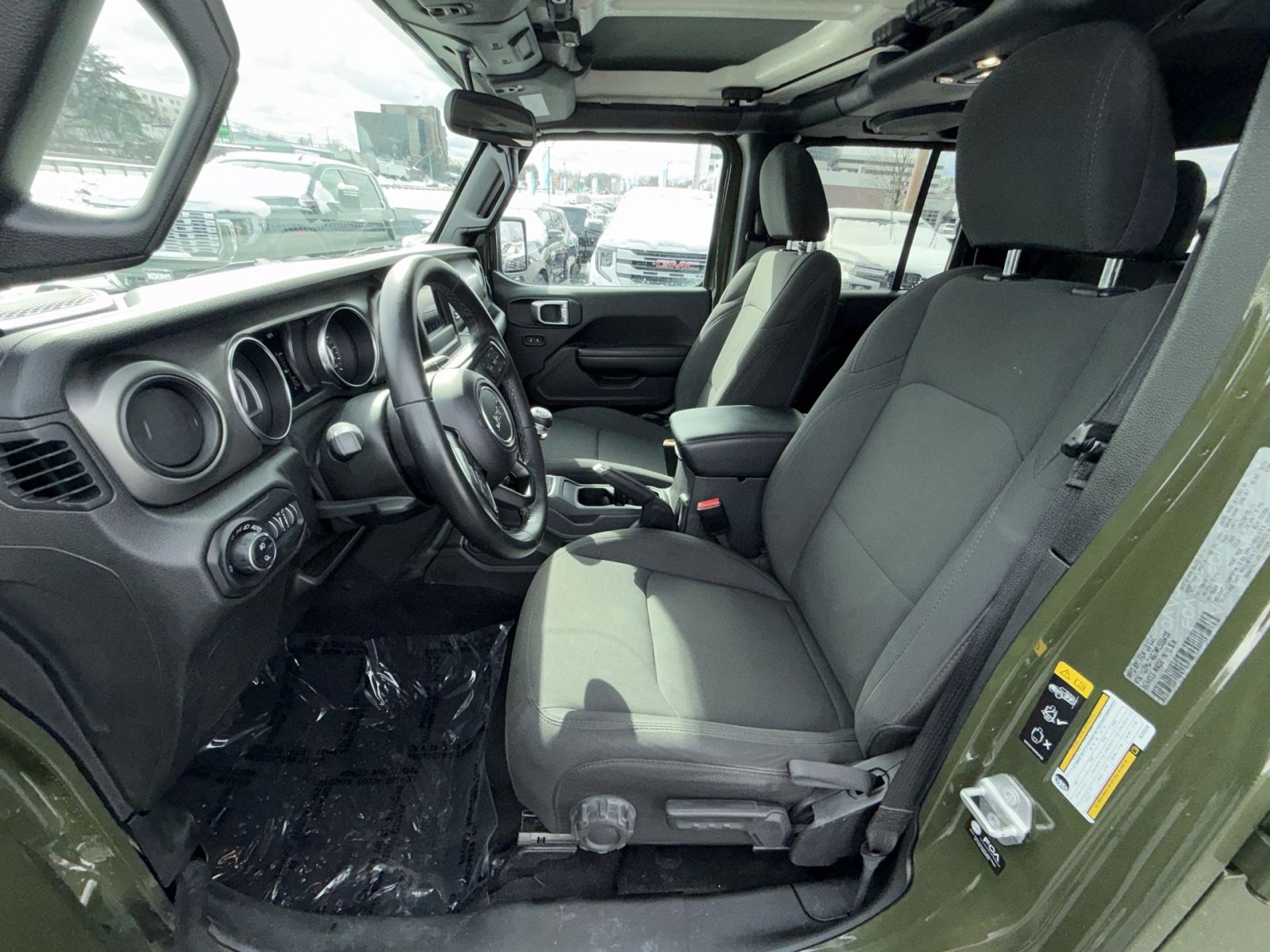 Used 2021 Jeep Gladiator Willys image 13