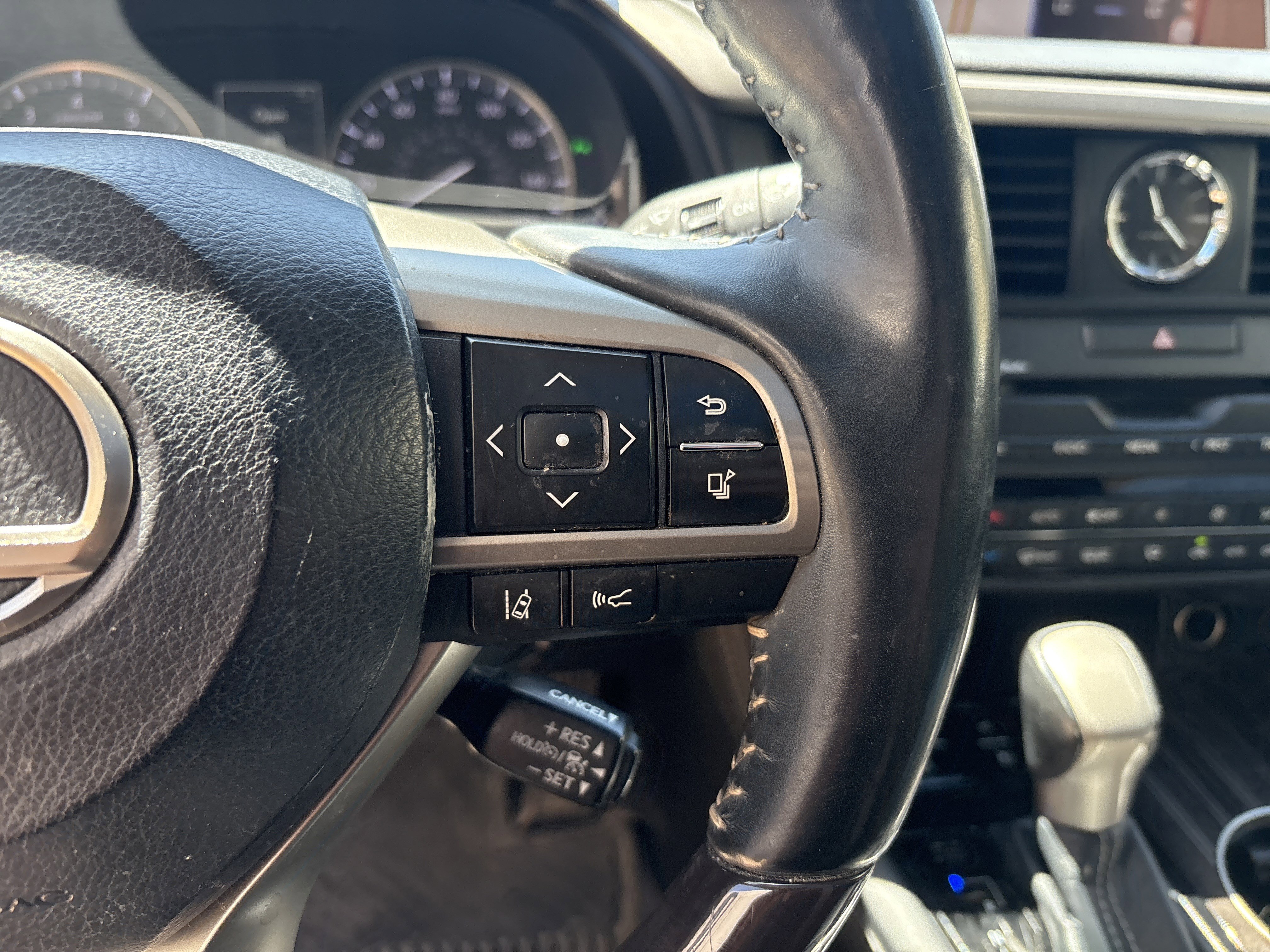 Used 2017 Lexus RX 350 AWD w/ Luxury Package image 20