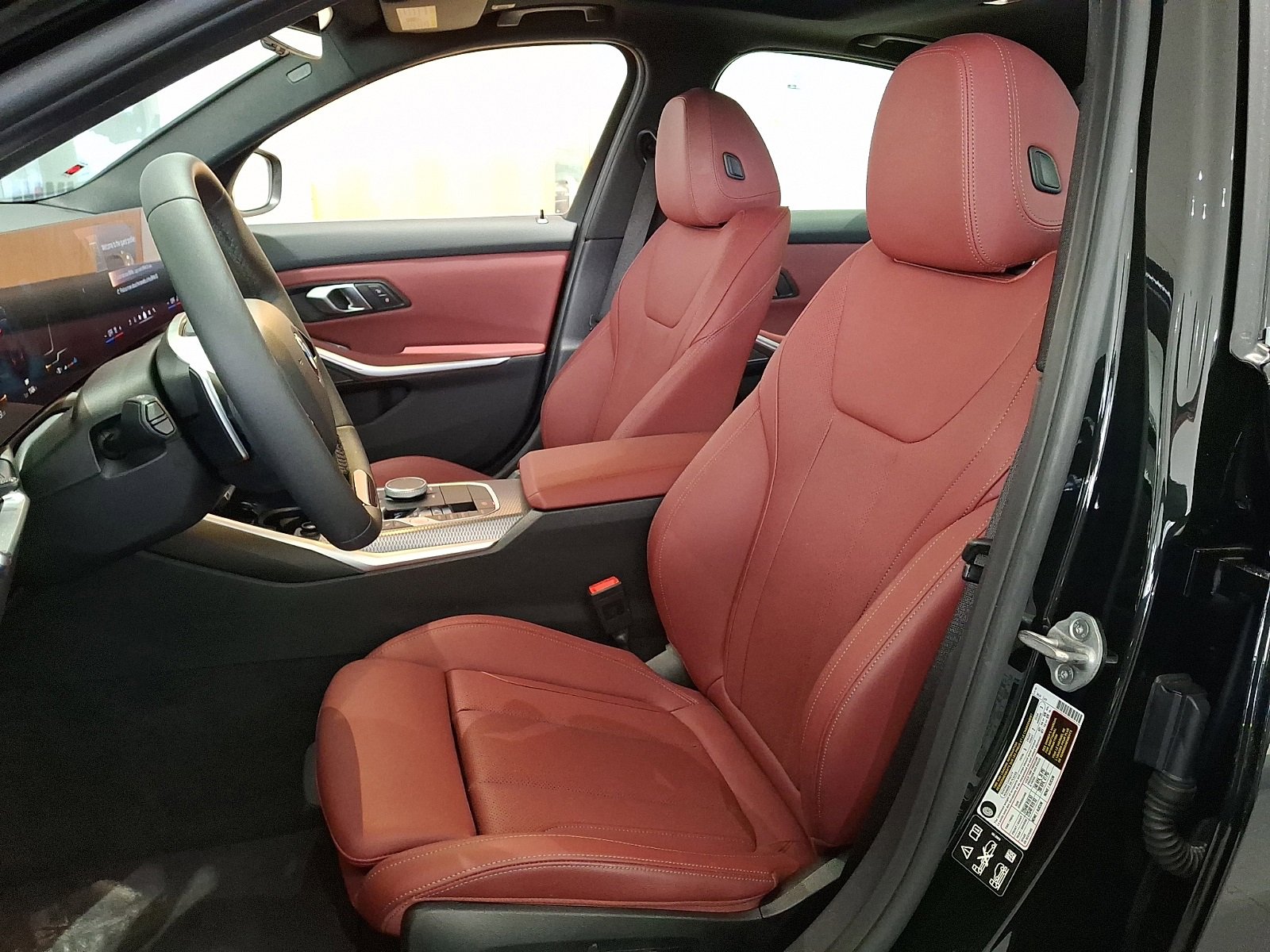 Used 2025 BMW 330i xDrive 330i xDrive w/ M Sport Package image 9