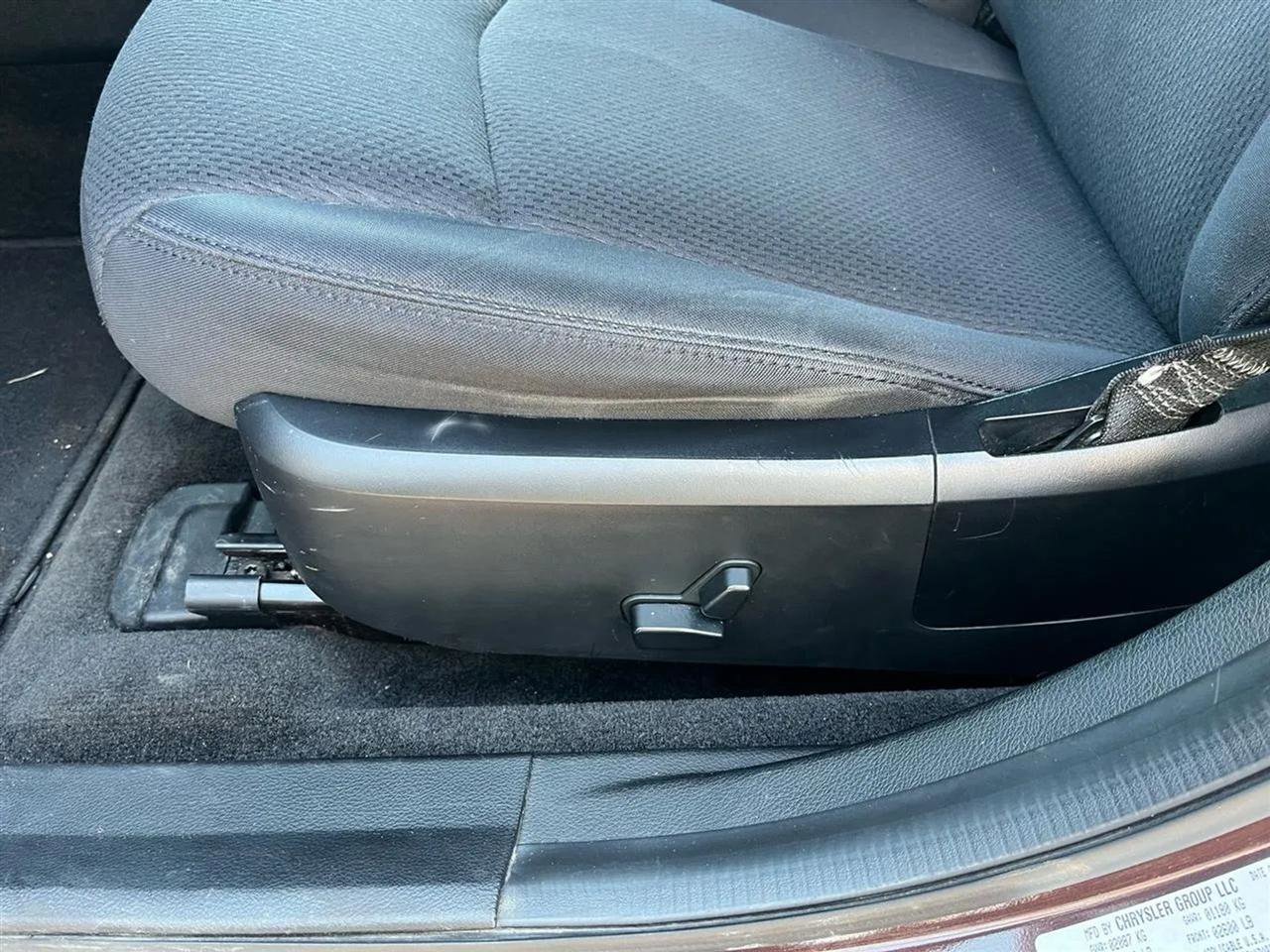 Used 2012 Chrysler 200 Touring image 13