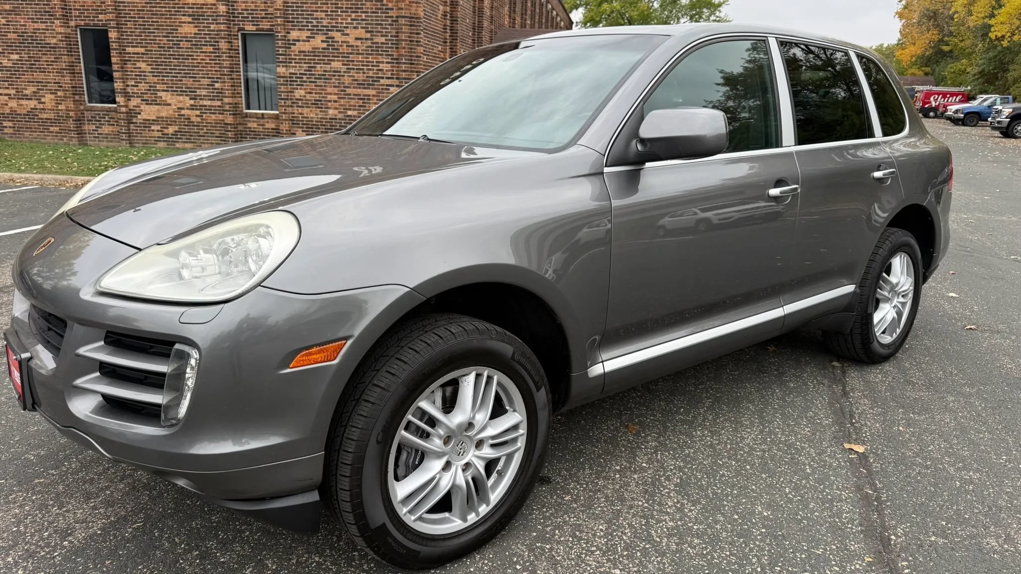 Used 2010 Porsche Cayenne AWD/4WD image 5