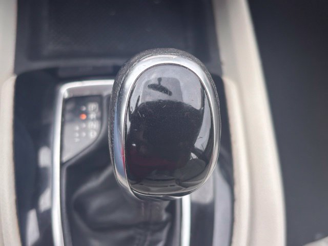 Used 2018 Nissan Rogue Sport SV w/ SV Technology Package FWD image 33
