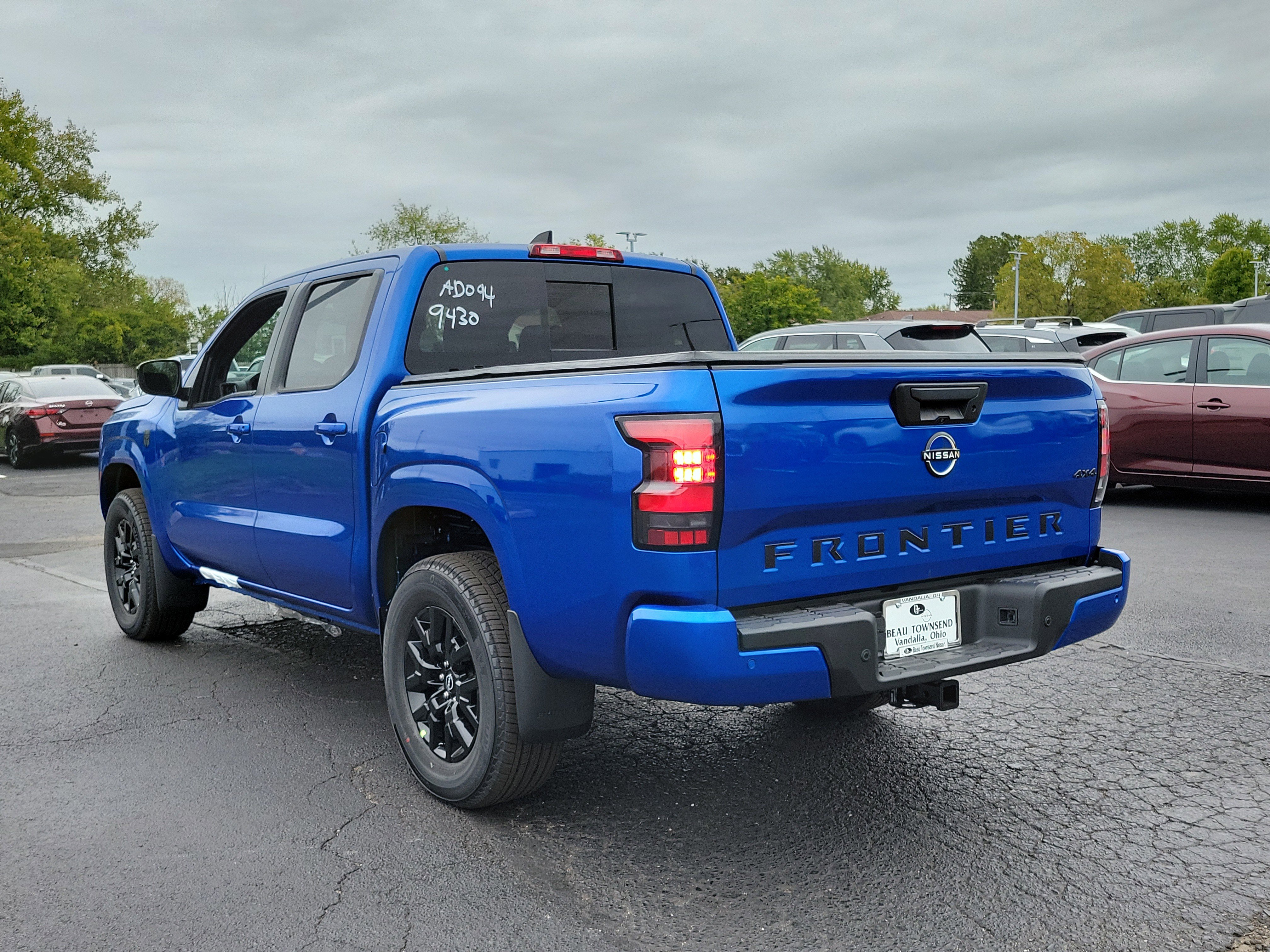 New 2026 Nissan Frontier SV image 3