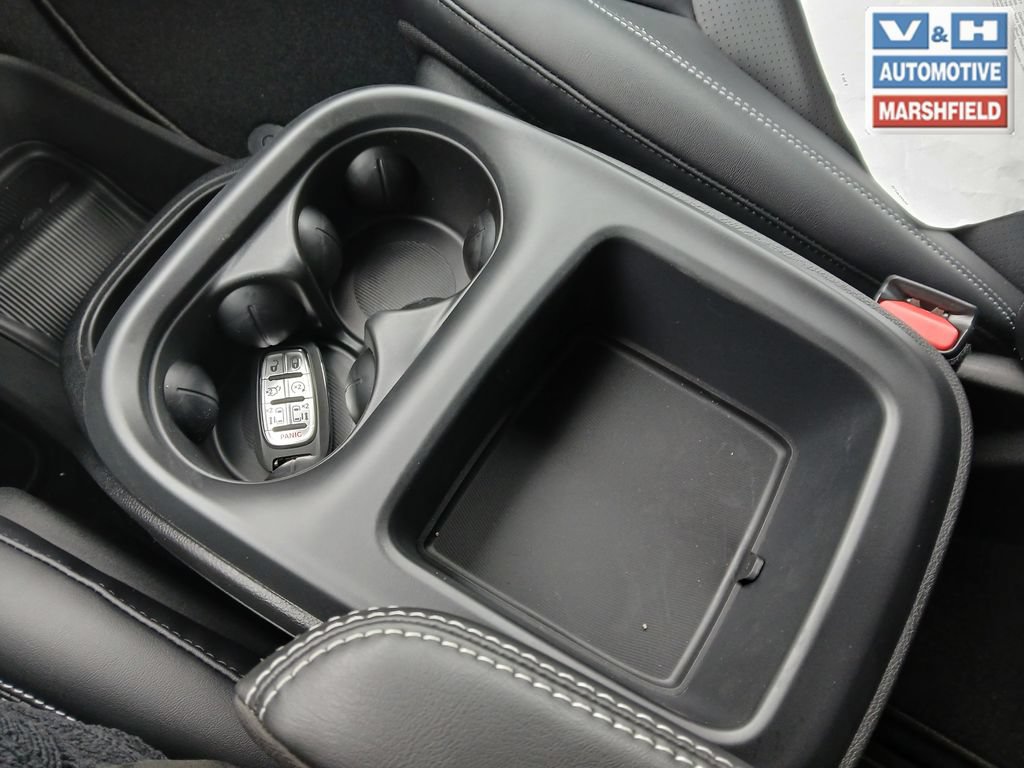 New 2026 Chrysler Voyager LX FWD image 24