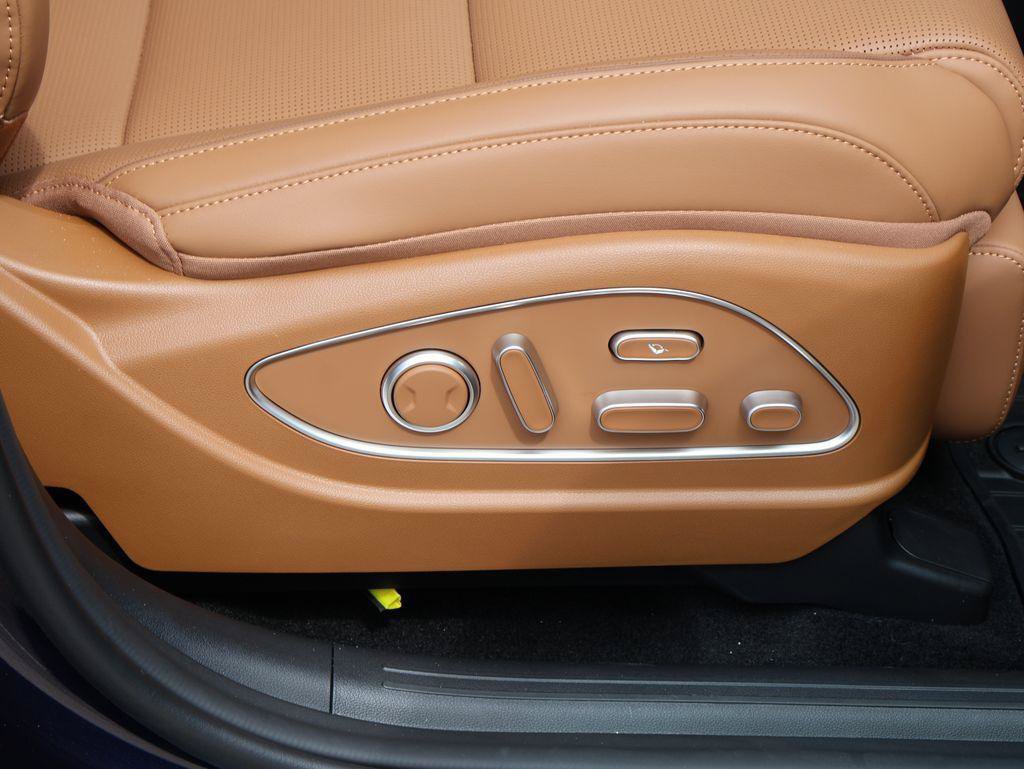 New 2026 Hyundai Palisade Calligraphy FWD image 13