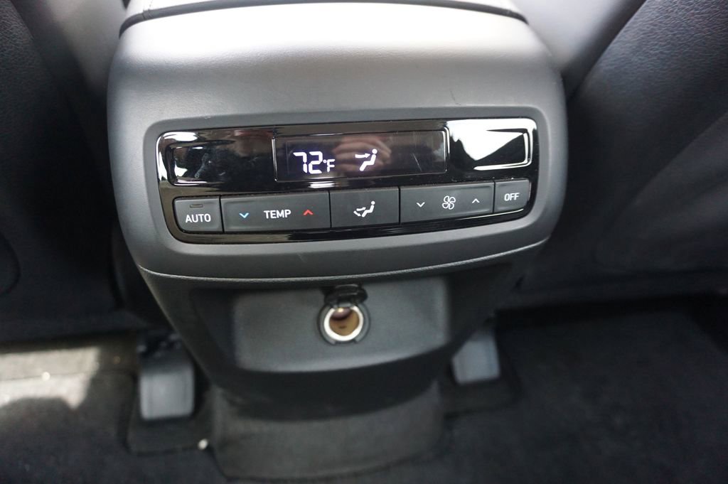Used 2024 Hyundai Palisade SEL FWD image 15